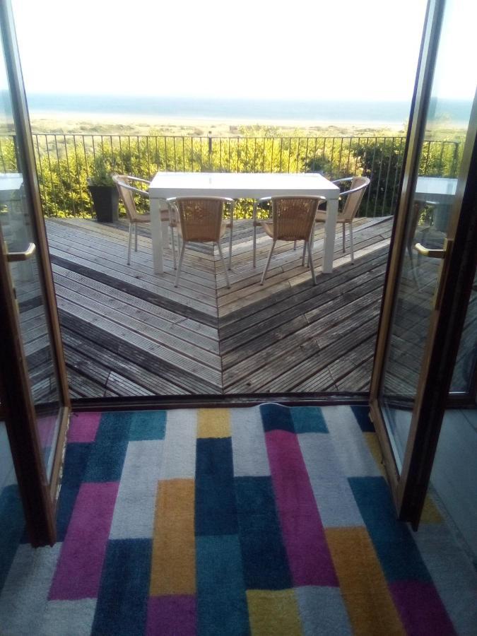 Cottage , Seaside Views, Quiet Beach, Awesome View Pendine Buitenkant foto